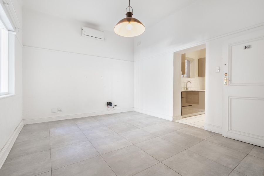 1 Bedroom Property for Sale in Cape Town City Centre Western Cape